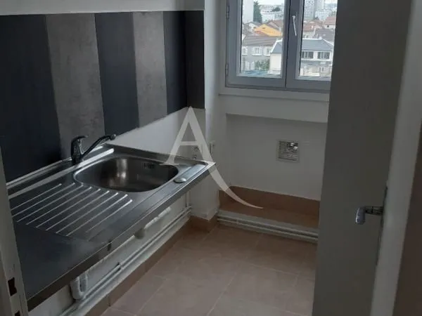 Studio 1 pièce 20 m²