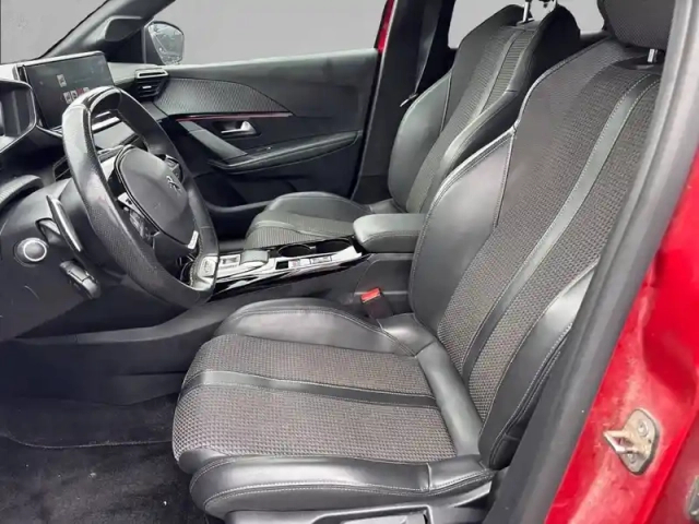 Peugeot 208 puretech 130 s&amp;s eat8 — photo 11