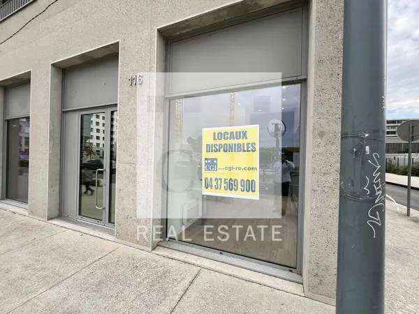 LOCAL COMMERCIAL à LOUER