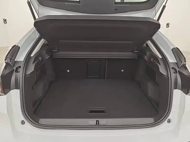 Citroën C4 hybride 145 ch e-dcs6 — photo 6