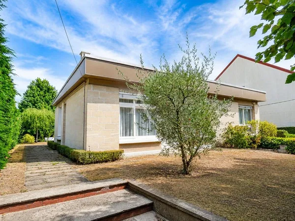Maison de plain-pied 5 pièces 83 m²