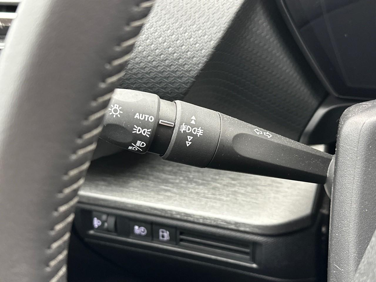 Citroën C5 X hybride rechargeable 225 s&s e-eat8 feel pack — photo 17