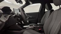 Peugeot 2008 1.2 Hybrid 145ch Allure e-DCS6 — photo 12
