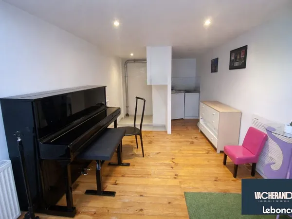 Local 35 m² Lille