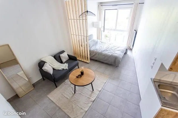 Chambre meublée en colocation avec salle de bains privative - Montpellier