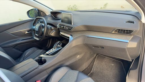 Peugeot 3008 1.2 PureTech 130 EAT8 - Allure – 2017 – 150212 km – Essence – Boîte Automatique — photo 14