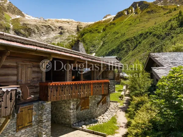 CHAMONIX - Chalet de 4 chambres en bas des pistes
