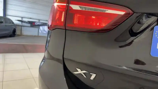 Bmw X1 xdrive 25e 220 ch bva6 — photo 17