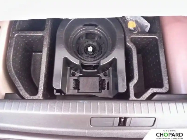 Peugeot 208 puretech 100 s&amp;s bvm6 — photo 24