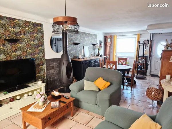 Maison familiale, 110m², 3 chambres, véranda, jardin, garage et sous sol