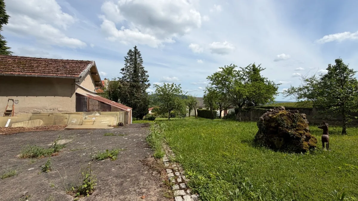 Photo 19