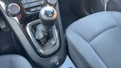 Chevrolet Orlando 1.8 141 - LTZ – 2012 – 113568 km – Essence – Boîte Manuelle — photo 4