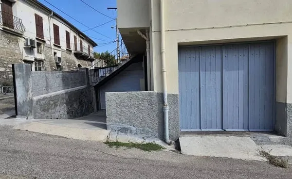 NICE - JEAN BOUIN - LOCAL EN REZ DE CHAUSSEE