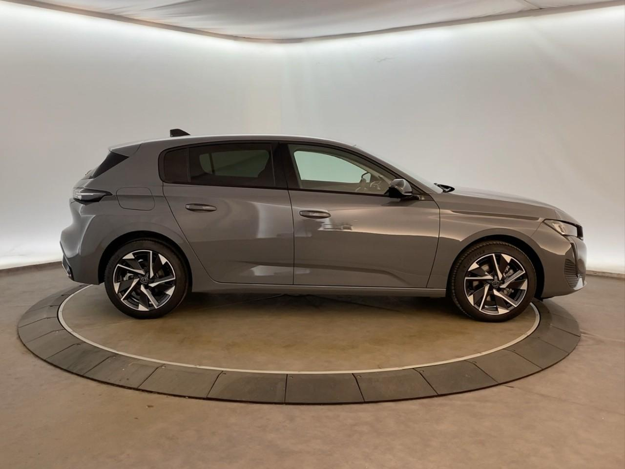 Peugeot 308 hybrid 145 e-dcs6 allure — photo 4
