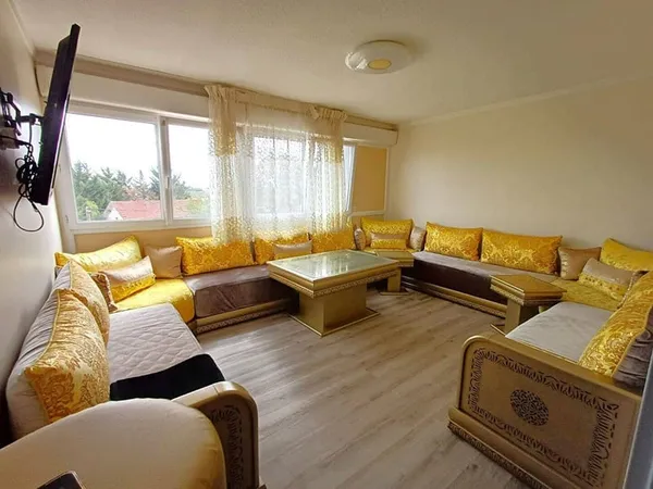 Appartement 5 pièces 77 m²
