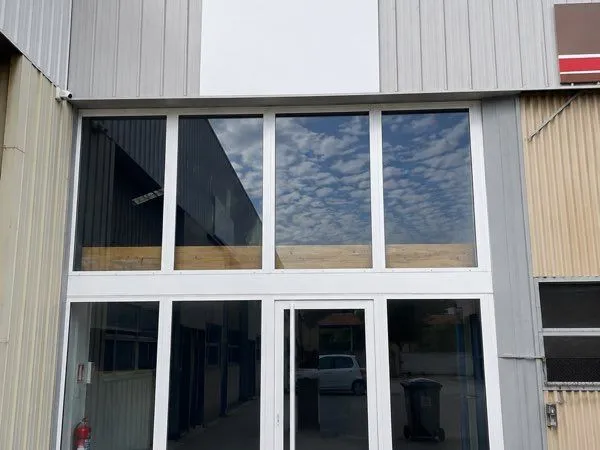 Local d’activité et entrepôt Location Auch  600m² 299000€