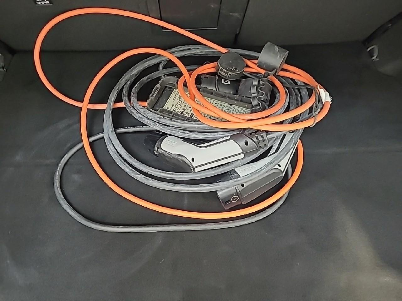 Peugeot 308 phev 180 e-eat8 allure pack — photo 18