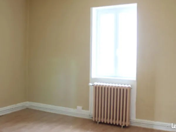 Appartement F3 Commentry 58 m²