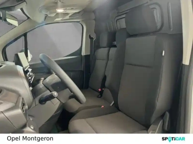 Opel Combo cargo m 650kg bluehdi 100ch s&amp;s pack premium connect — photo 8