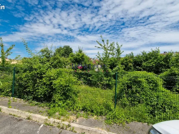 Terrain 761 m² CREPY EN VALOIS
