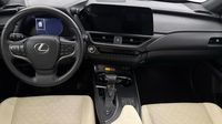 Lexus Ux 250h Luxe 2WD — photo 11