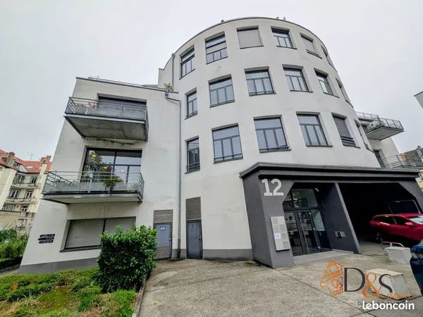 Local 77 m² Mulhouse