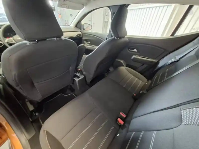 Dacia Sandero eco-g 100 — photo 18