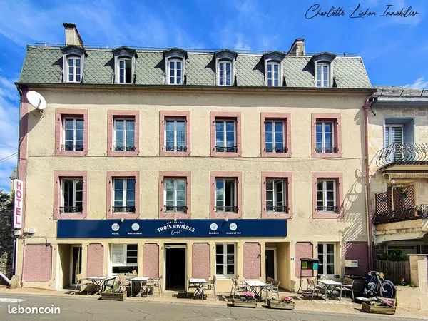 Gîte 20 pièces 650 m²