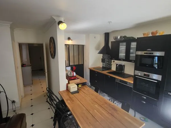 Appartement T4 .74m2 .2em étage/4