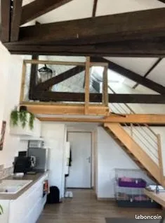 T2 atypique esprit LOFT dernier étage