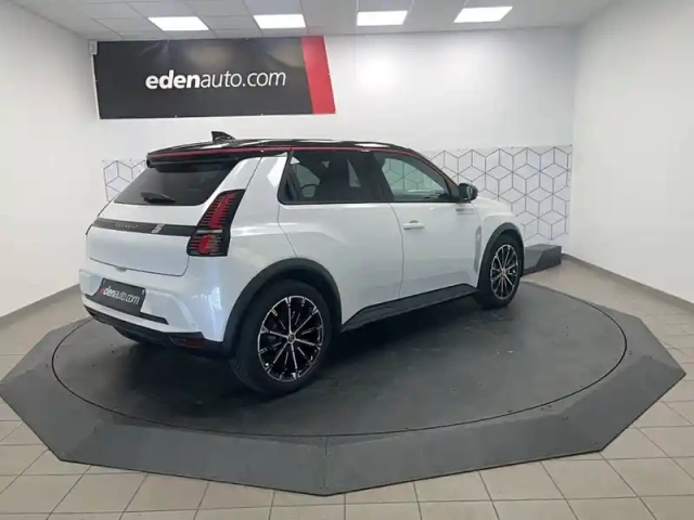 Renault 5 renault  e-tech electrique 120 ch autonomie urbaine — photo 2