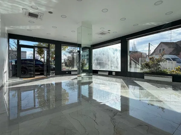 Local commercial 80m2