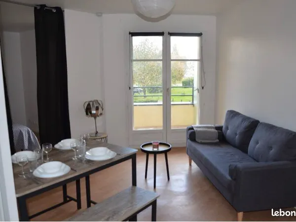 À louer - T2 meublé 32 m² avec balcon - 750 avec charges - Villeneuve-Saint-Georges