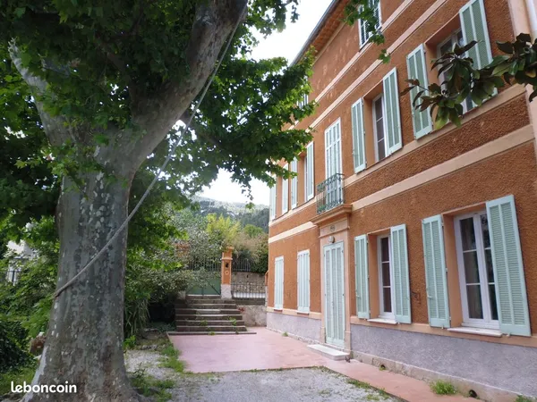 Maison 7 pièces 170 m²