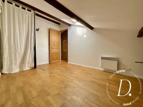 Duplex 4 pièces de 83m2 + parking couvert