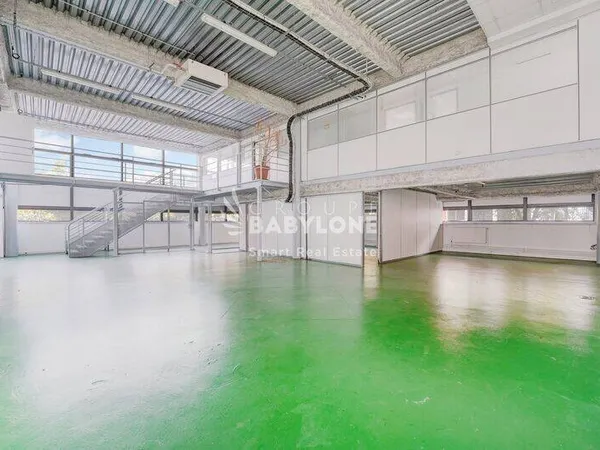 Bureaux 1138 m²