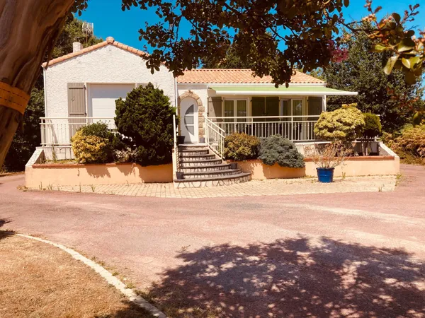 Maison avec sous sol