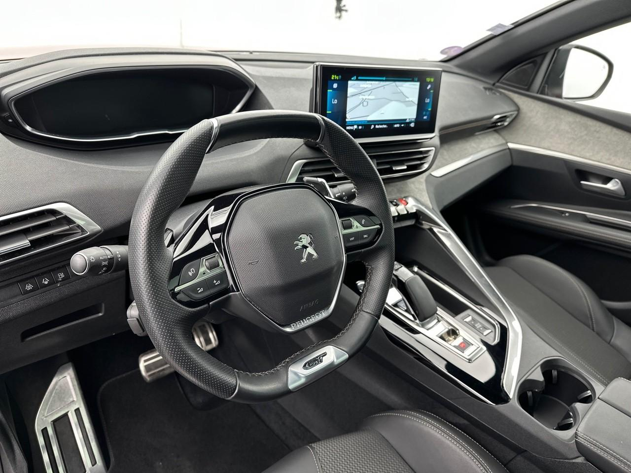 Peugeot 3008 hybrid 225 e-eat8 gt — photo 8
