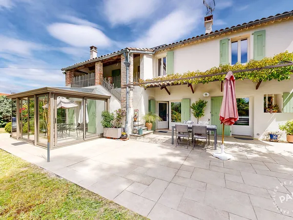 Maison 10 pièces 195 m²