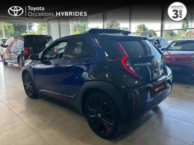 Toyota Aygo X 1.0 vvt-i 72ch air design pack zen — photo 2