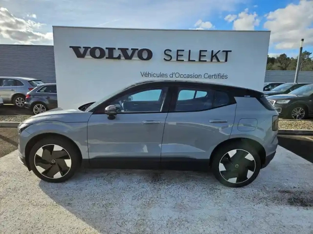 Volvo Ex30 single extended range 272 ch 1edt — photo 2