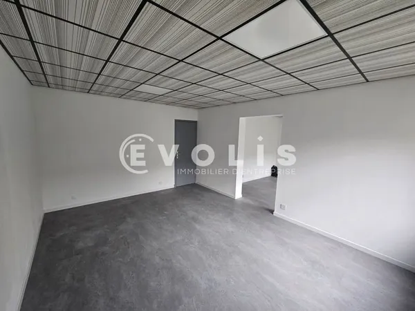 Locaux d'activité - A LOUER - 1 265 m² divisibles à partir de 8 m²
