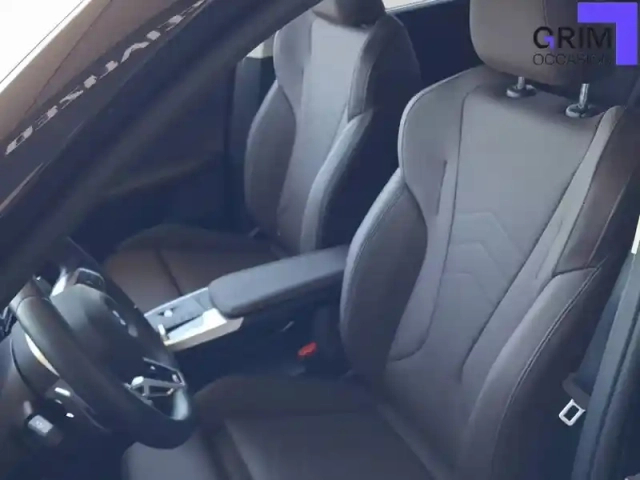 Bmw X1 sdrive 18i 136ch dkg7 — photo 4