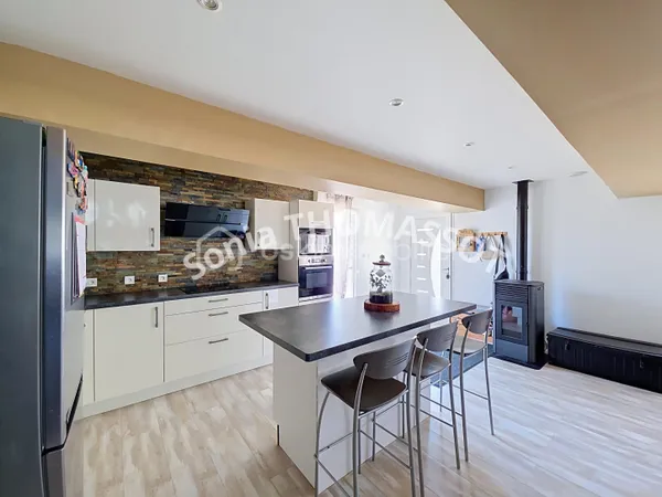 Maison 6 pièces 180 m²