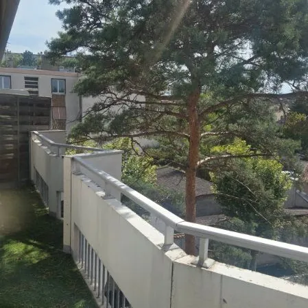 Location T2 69160 TASSIN