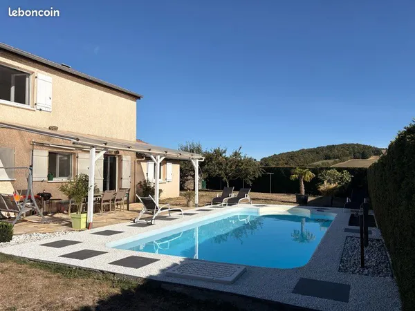 Villa 7 pièces 159m2