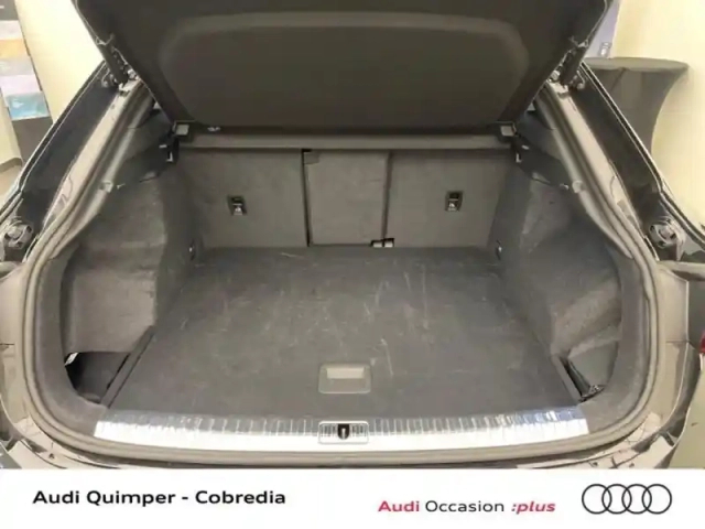 Audi Q3 sportback 35 tfsi 150ch s line plus s tronic 7 — photo 9