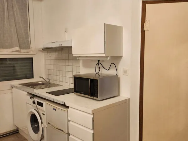Studio meublé 27 m2 calme , proche frontière Suisse
