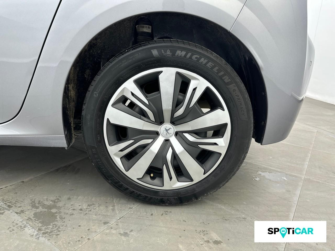 Peugeot 208 1.2 puretech 75ch s&s active pack — photo 11