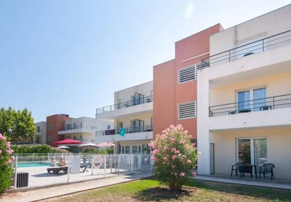 INVESTISSEMENT LOCATIF - Mandelieu-la-Napoule - Résidence de tourisme Comfort Aparthotel Cannes Mand